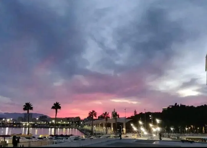 Playa Malagueta 아파트 말라가
